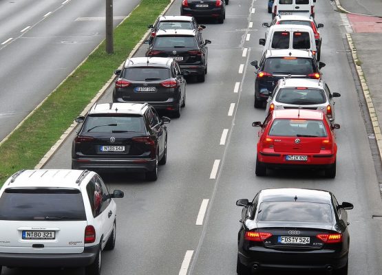 A marzo mercato delle auto in calo